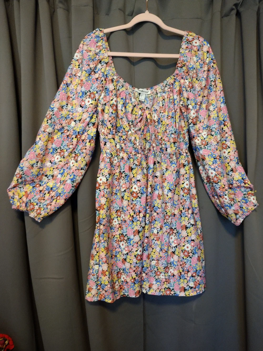 Charlotte Russe Pink Multi Floral Puff-Sleeve Dress